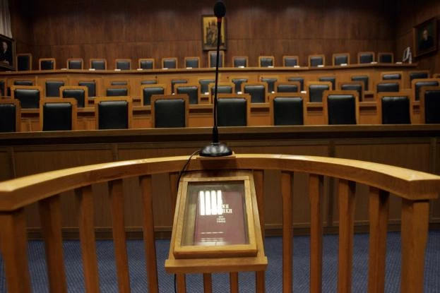 Αθώοι ο Φρουζής της Novartis και δύο γιατροί – Κατηγορούνταν για δωροδοκία και δωροληψία